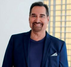 Ari Mellado