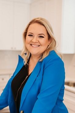 Ashleigh Mcglothlin