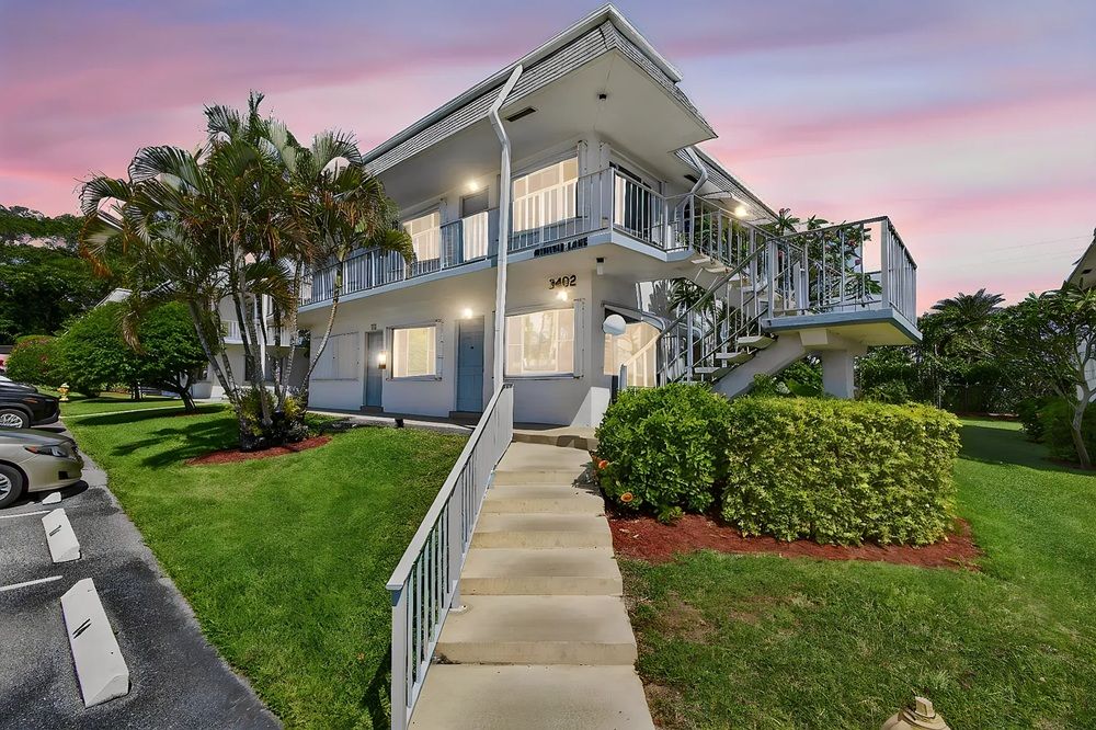 3402 Cynthia Lane #201