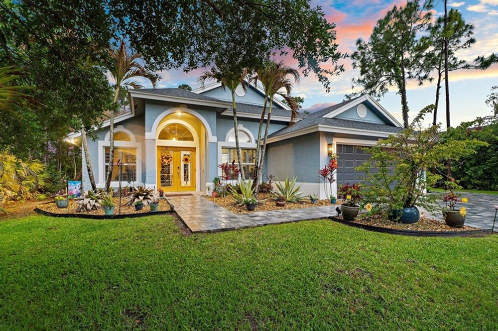 Fully Updated Home With Boat Slip In Locks Landing