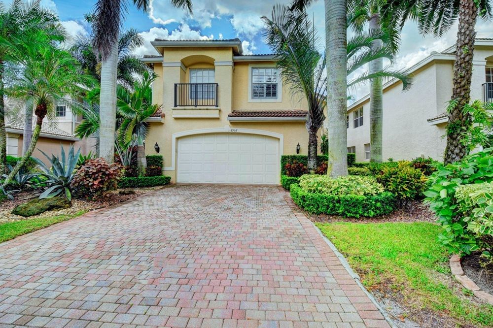 8957 Sandy Crest Lane