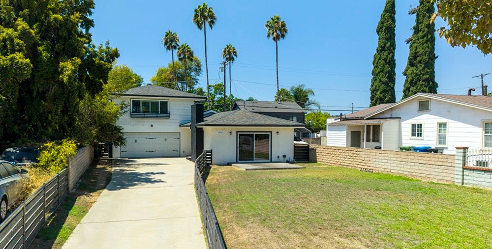 3338 Perlita Avenue
