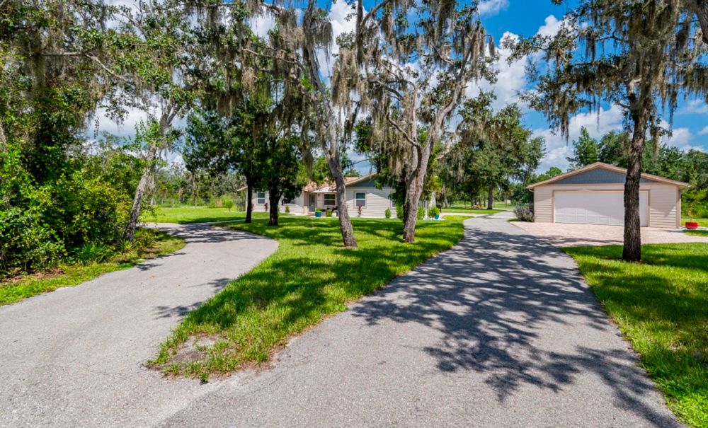 15500 Water Oak Ct