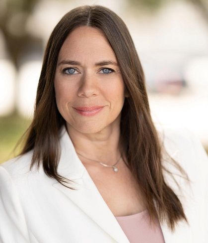 Christie Minalga
