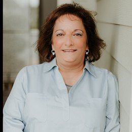 Cynthia “Cindi” Powel