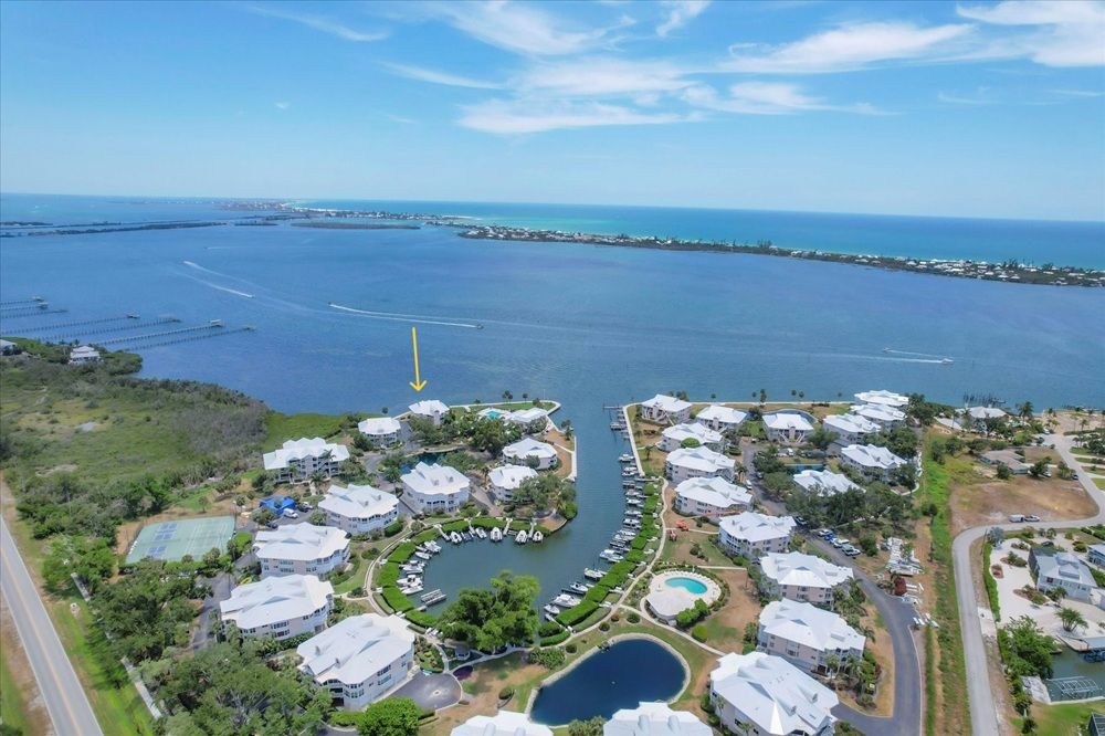 Shared Amenities Beach, Dockage And Private Ferry.