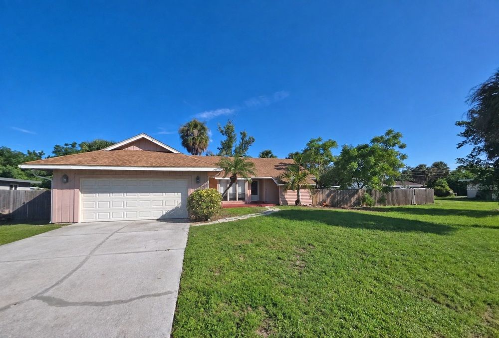 700 South Venice Boulevard