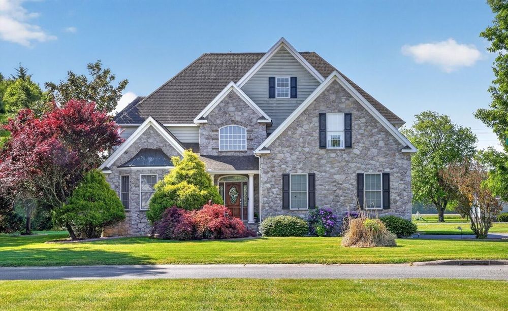 Tranquil Views, Timeless Style