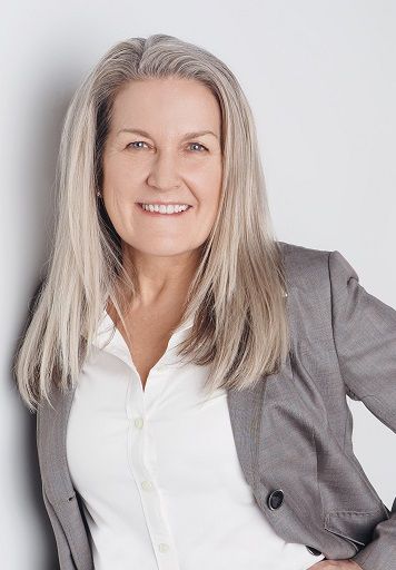 Dena Arnold
