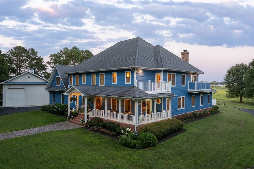 Luxury Waterfront