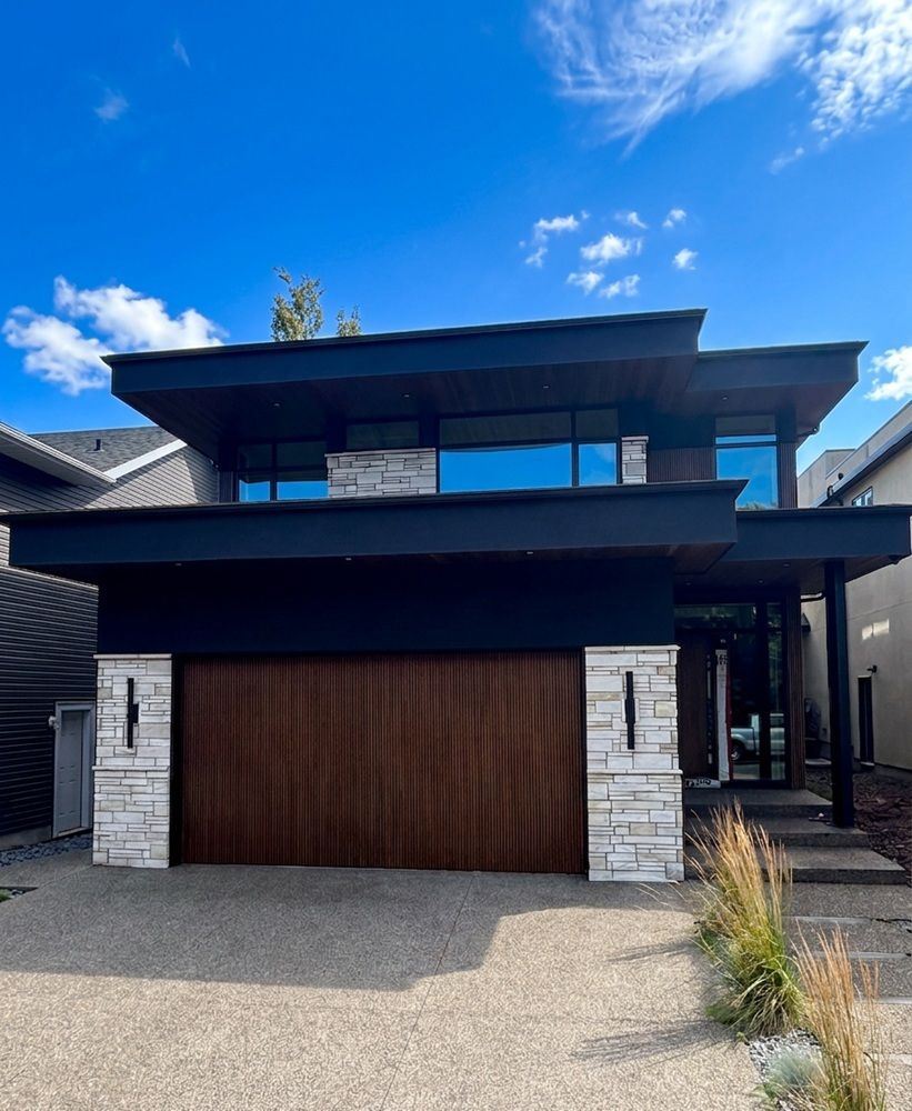 Unmatched River Valley Living