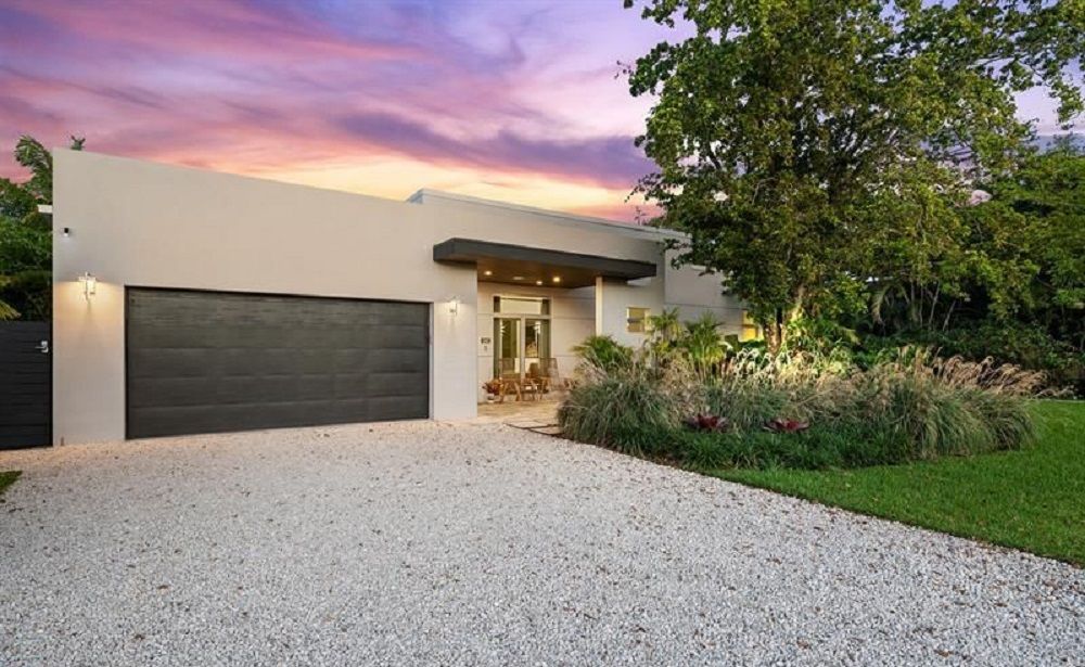 Modern Paradise In Wilton Manors