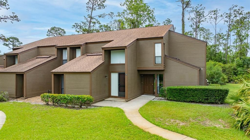 13 Hembury Ln