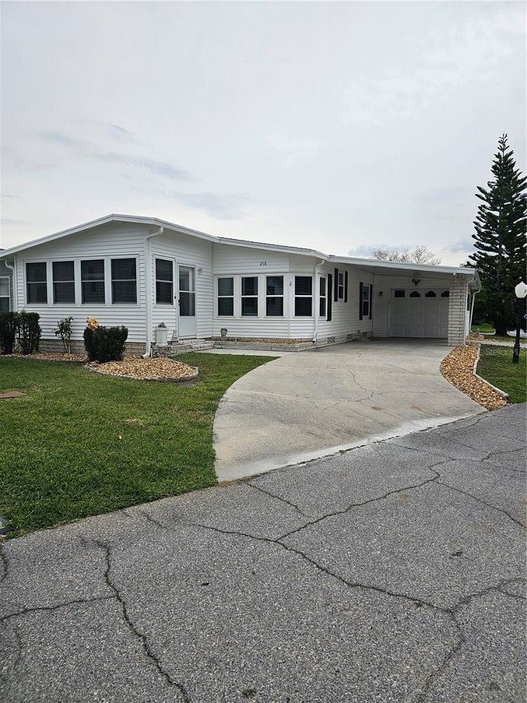 216 Dartmouth Dr