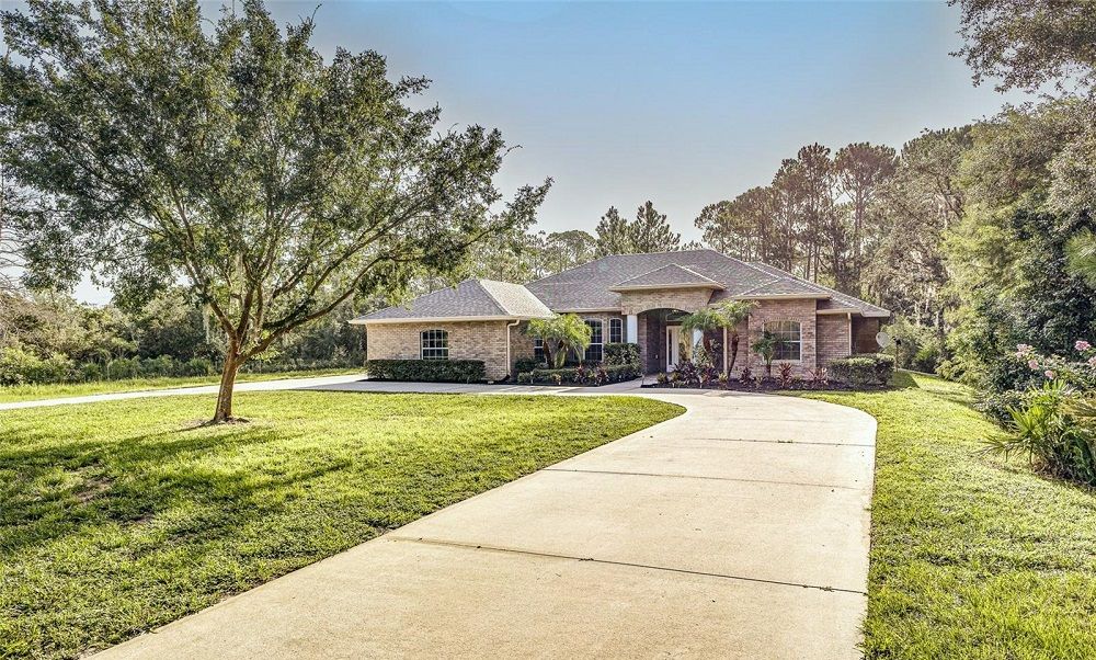 2666 Winnemissett Oaks Dr