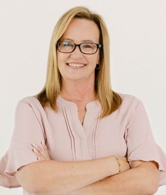 Laura Caruthers