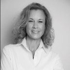 Laura E. Rolinc