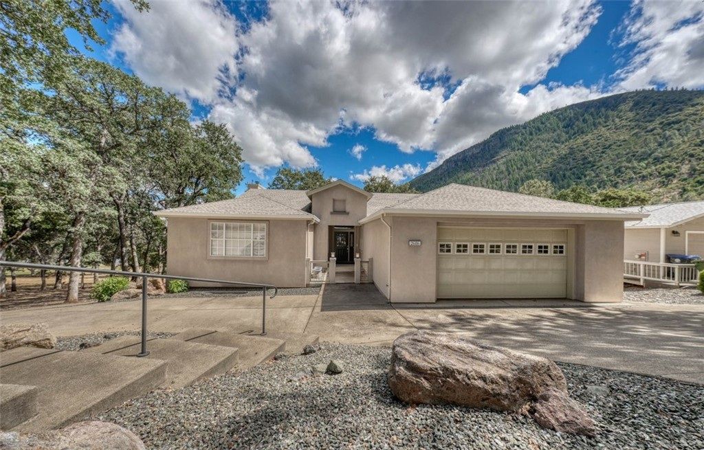 2686 Greenway