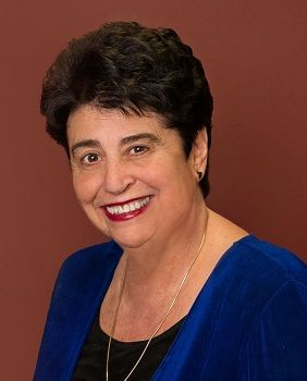 Leslee Dirk