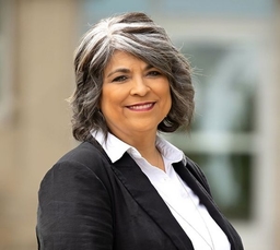 Lori Bogle