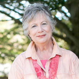 Lynn Creighton