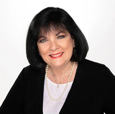 Lynne McCarthy