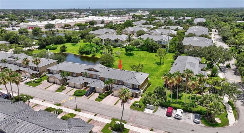 2997 SE Lexington Lakes Dr #7