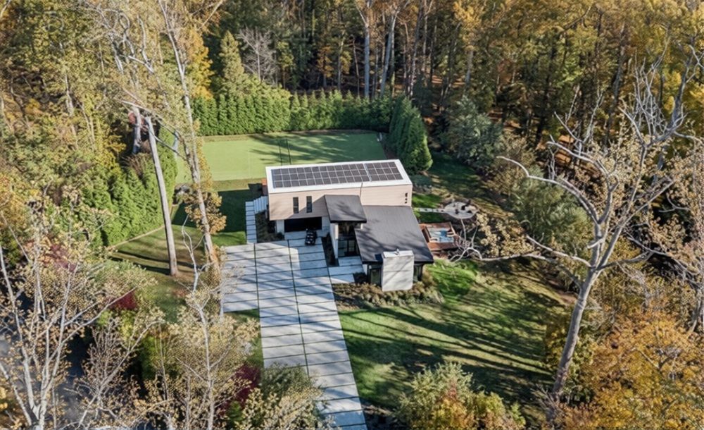 917 Sahlin Farm Rd
