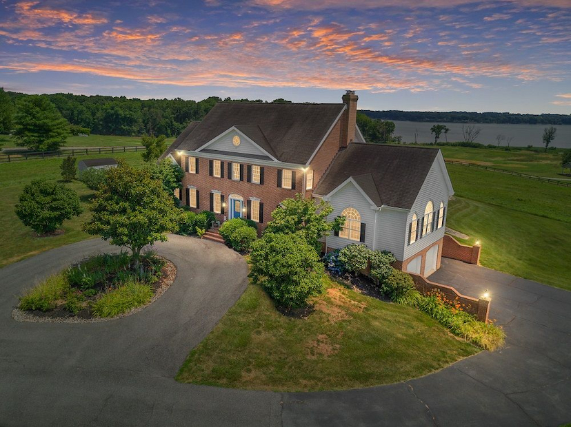 1400 Town Point Rd