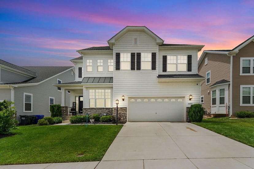 4495 Shakespeare Circle