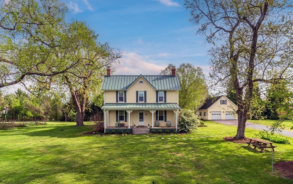 21901 New Hampshire