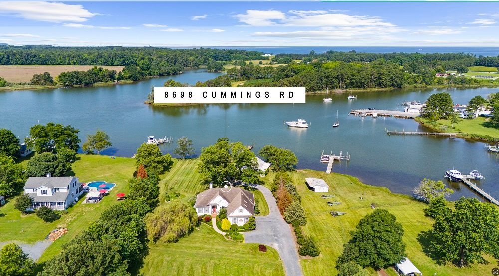 Waterfront Charm!
