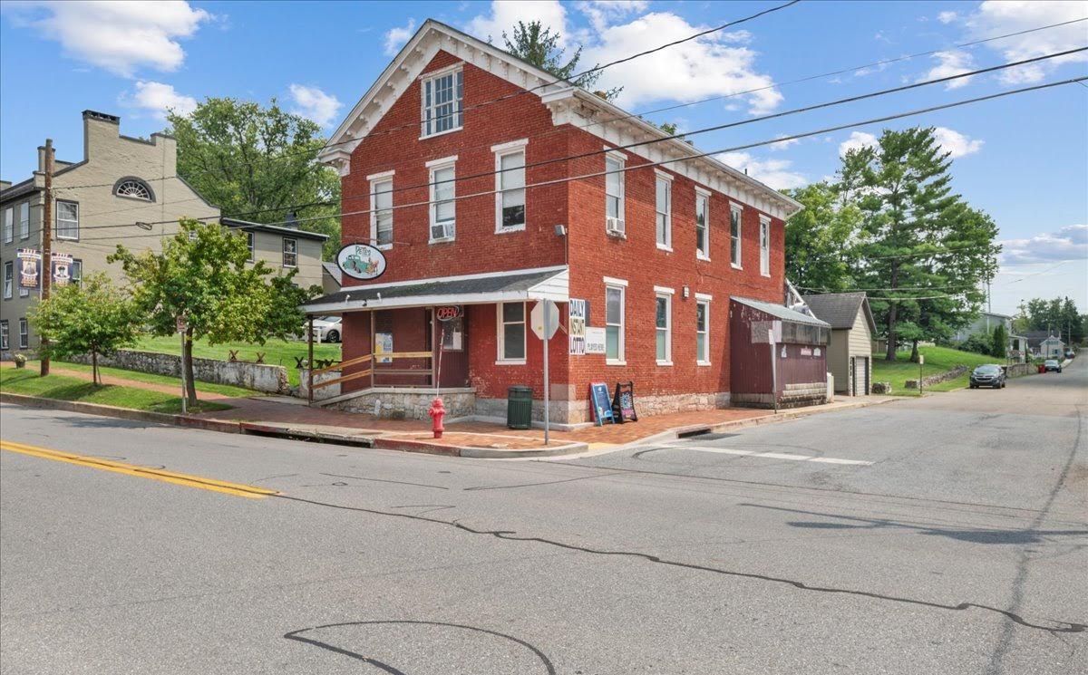 Historic Sharpsburg Tavern