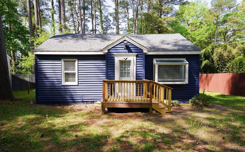 404 Sheldon Ave
