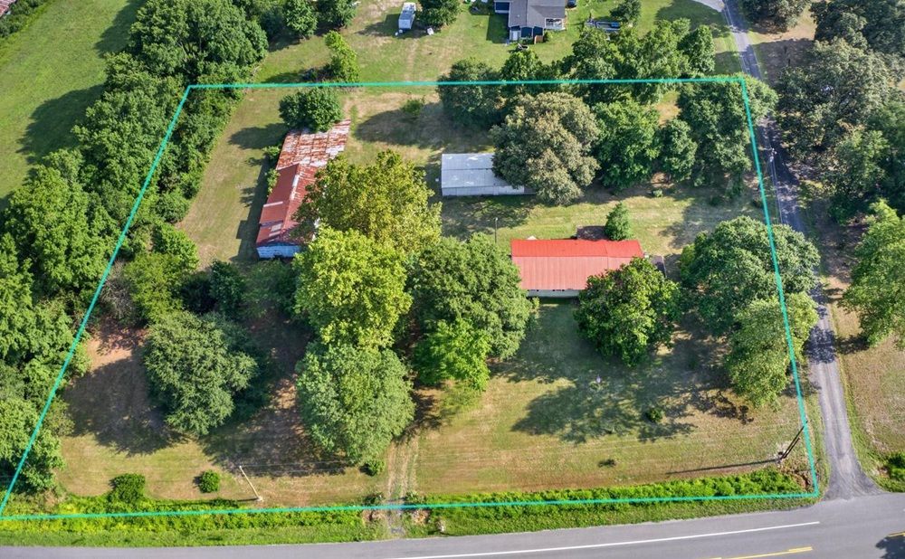 33997 E Line Road