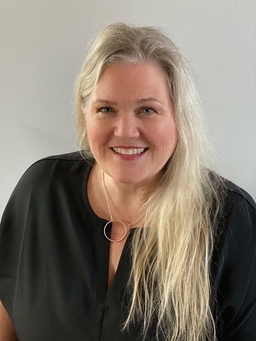 Michelle Mueller Engeseth