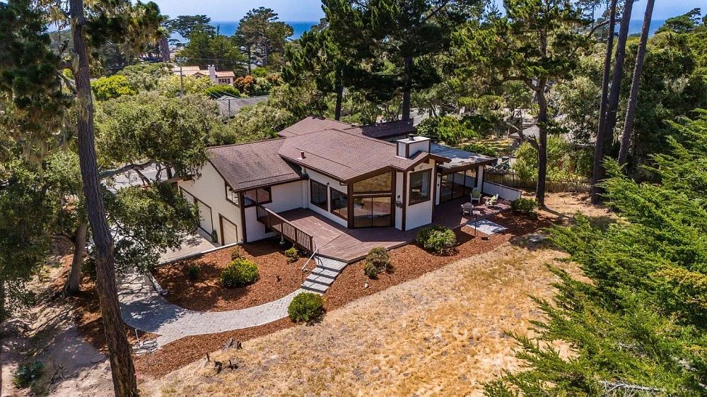 3033 Stevenson Dr