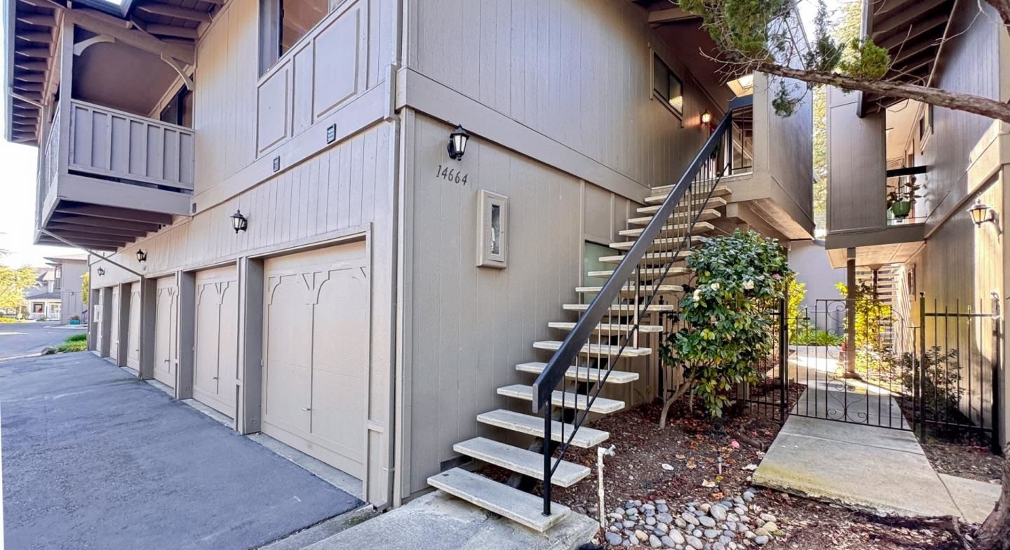 Convenient Living In Highly Sought After Downtown Saratoga!