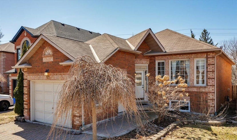93 Sunbird Blvd