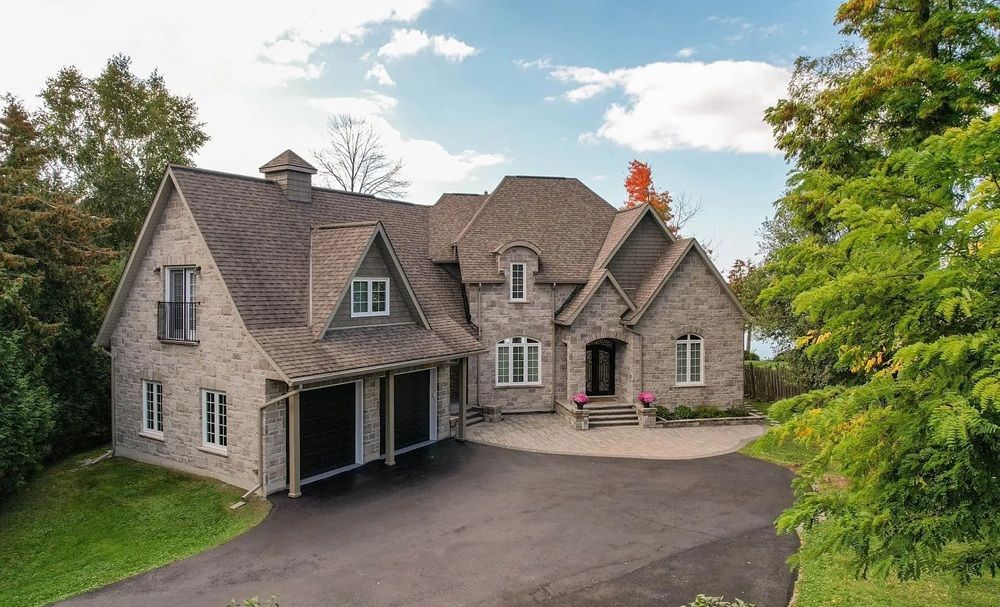 Lake Simcoe Luxury Retreat