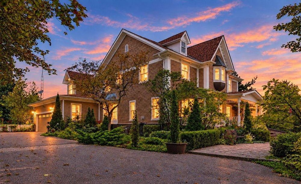 Elevated Living With Privacy