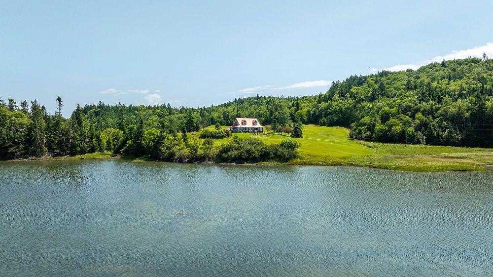 Ocean Views & 48+ Acres Of Serenity