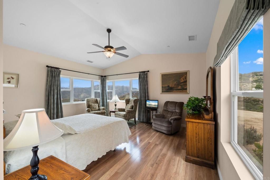 property-image-4