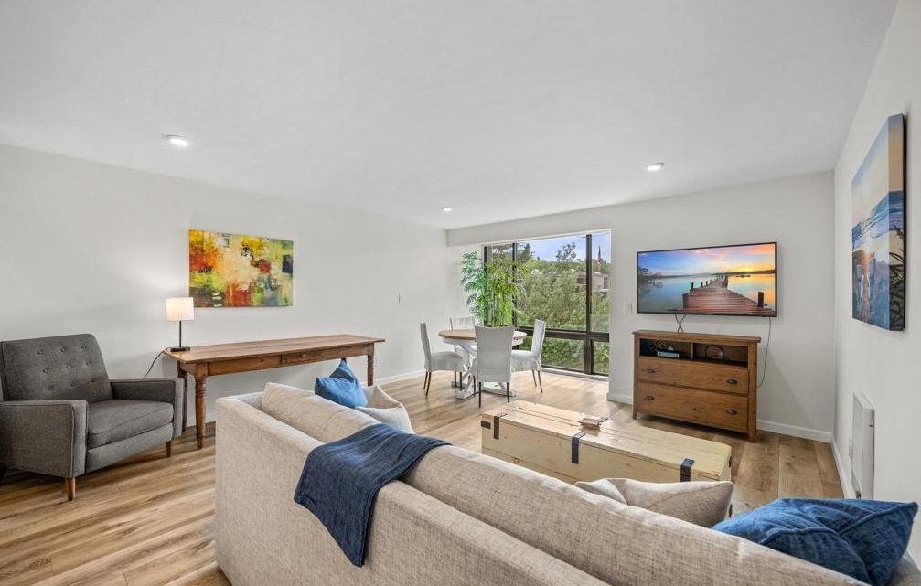 1552 Camino Del Mar 401