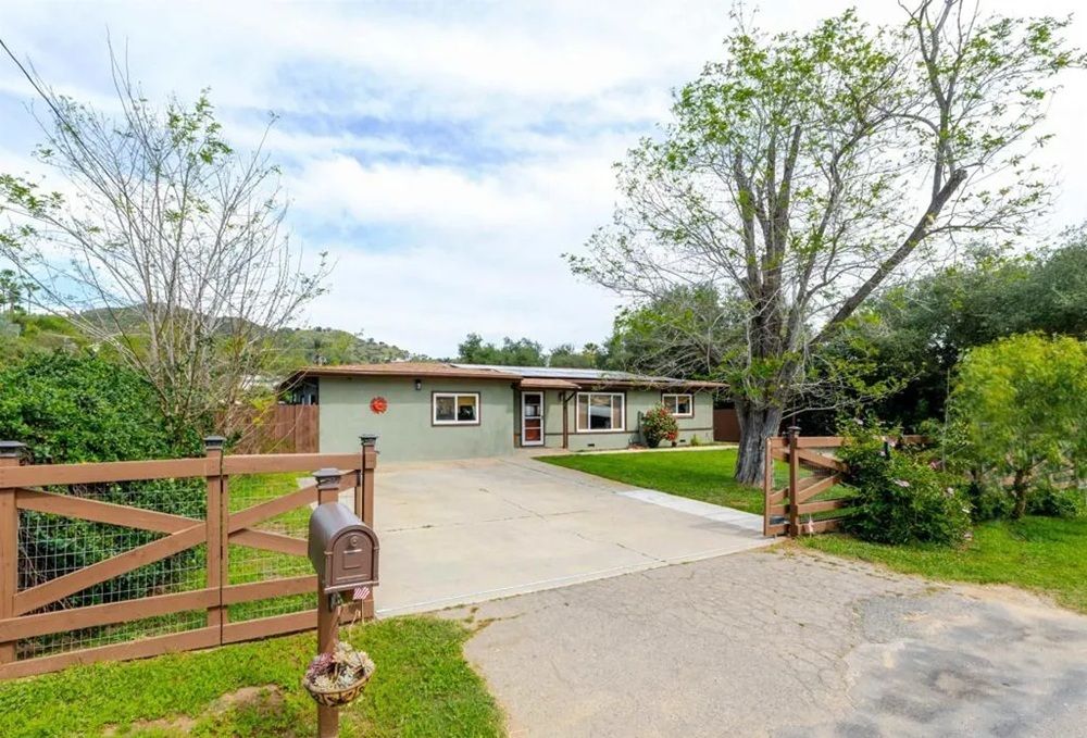 442 Cassou Road