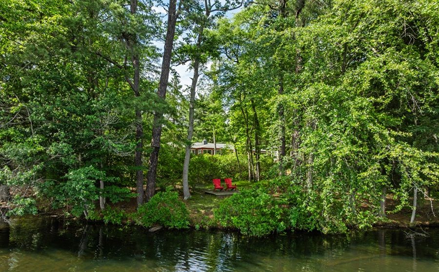 Exquisite Lakefront With Breathtaking Views Of Braddocks Mill Lake