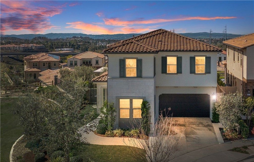 1818 Canyon Oaks Lane