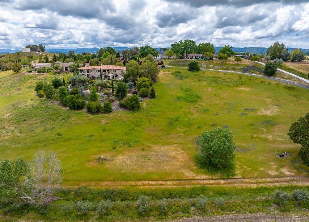 2230 Del Sol Pl #8
