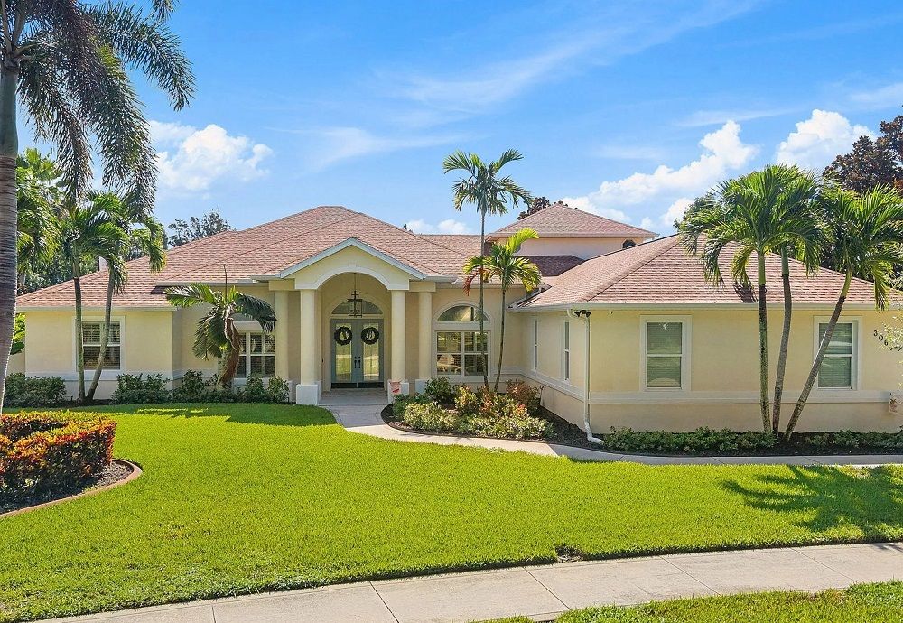 3061 Southern Oaks Drive