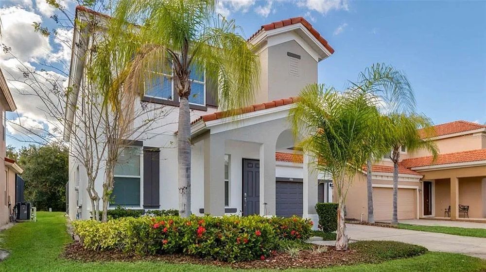 430 Las Fuentes Drive